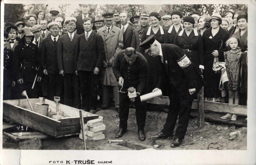 Vecgulbenes BUB depo ēkas pamatakmens likšana 20.gadsimta trīsdesmitajos gados.
Autors: no GVMM krājuma