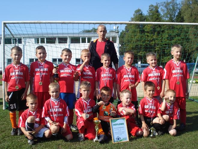 Gulbenes jaunie futbolisti - ZA reģiona čempioni U-6 grupā.
Autors: no personiskā arhīva