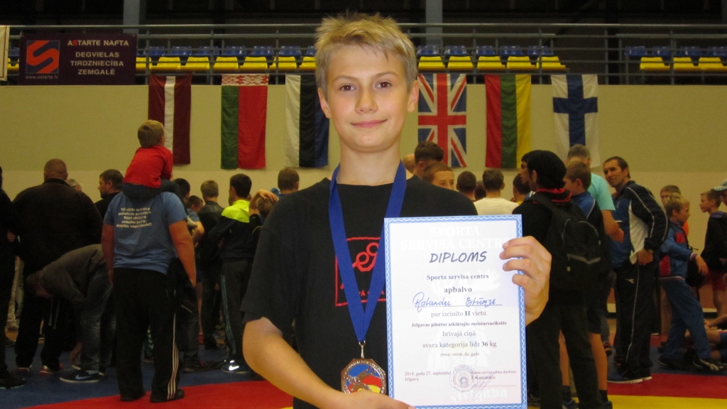 Rolands Blūms sacensībās Jelgavā izcīnīja 2.vietu. 
Autors: no personiskā arhīva