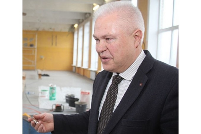 Gulbenes vidusskolas direktors Aivars Mednis.
Autors: no 