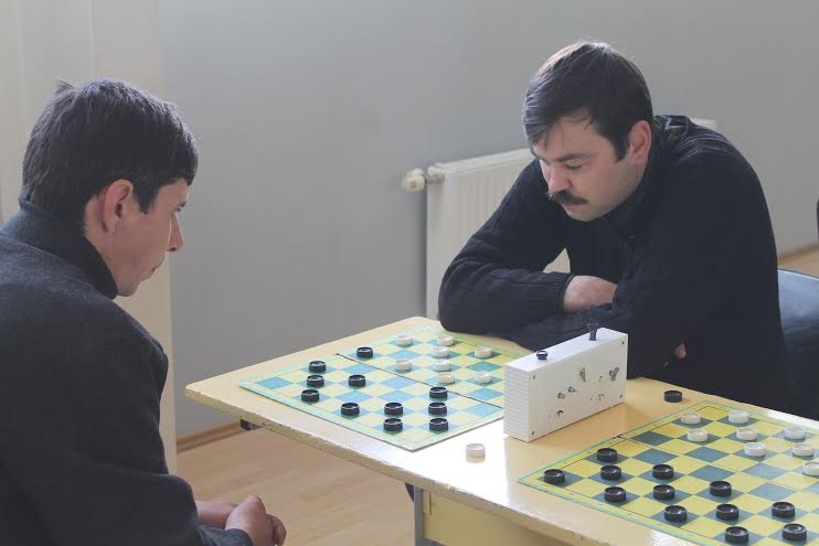 Par kopvērtējuma uzvarētāju vīriešiem ar 33 punktiem kļuva Jānis Bokalders (no labās).
Autors: no personiskā arhīva