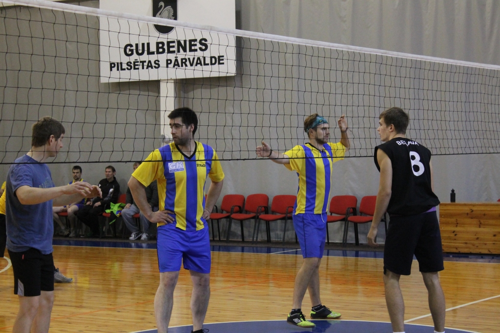 Komanda “Beļava/2.vsk” otrā seta galotnē lika kapitulēt Stradu komandai (25:18; 26:24). 
Autors: no privātā arhīva