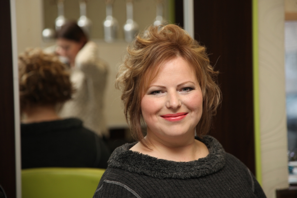 pēc pārvērtībām Agnese ir apmierināta gan ar jauno izskatu, gan arī priecājas par meistaru ieteiktajiem padomiem, ko turpmāk viņa centīsies ņemt vērā.
Autors: Gatis Bogdanovs