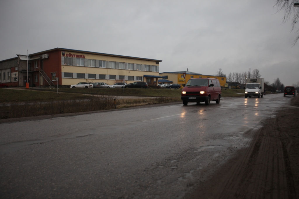 Novada dome Satiksmes ministrijai ir iesniegusi rekonstrukcijas projekta pieteikumu Baložu ielai Gulbenē, lai iegūtu līdzfinansējumu no valsts budžeta līdzekļiem.
Autors: Gatis Bogdanovs