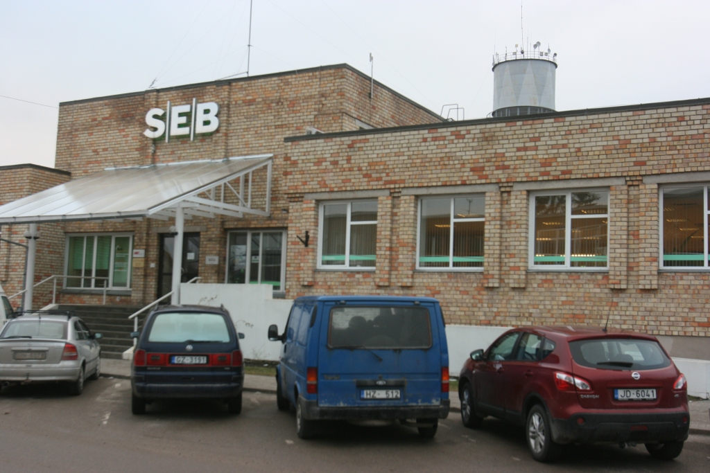 Sākot ar šā gada februāri Gulbenē vairs nestrādās “SEB bankas” filiāle.
Autors: Gatis Bogdanovs