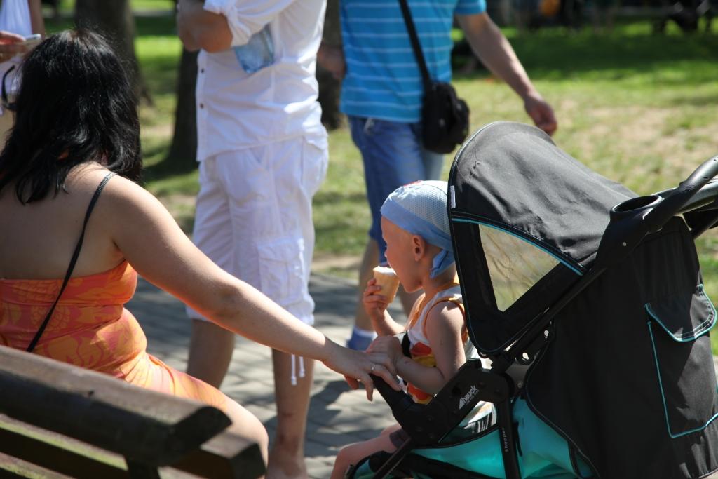 Ar šo gadu ģimenes valsts pabalsta apmērs būs noteikts atkarībā no bērnu skaita ģimenē. Piemēram, par otro bērnu tas būs divas reizes lielāks nekā par pirmo.  
Autors: no “Dzirksteles” arhīva