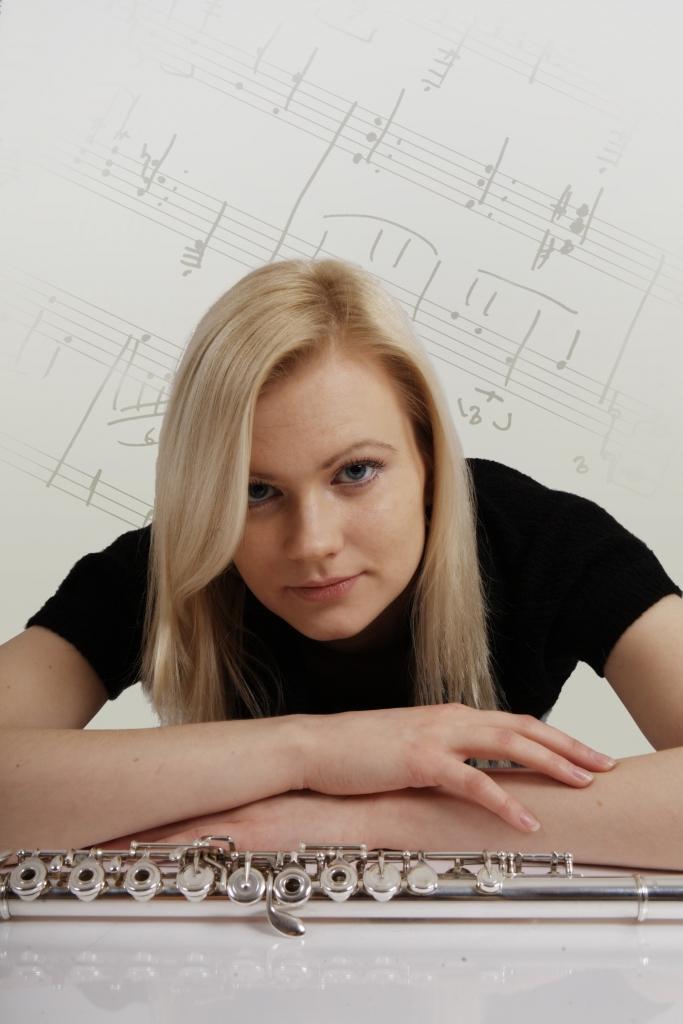 Lai arī Aiva Elsiņa par savām mājām jau vairākus gadus sauc Itāliju, tomēr gribas teikt, ka viņa bija ir un būs gulbeniete. Šis gads viņai sācies ar jauniem projektiem. Turam īkšķus, lai viss izdodas! Lai tiek ierakstīts disks un lai izdodas viss iecerētais!   
Autors: no personiskā arhīva