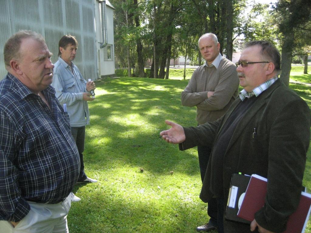 Vieta baseinam, kur iecerējis Gulbenes bērnu un jaunatnes sporta skolas direktors Māris Čakars, ir blakus viņa vadītajai iestādei. 
Autors: Gatis Bogdanovs (no arhīva)