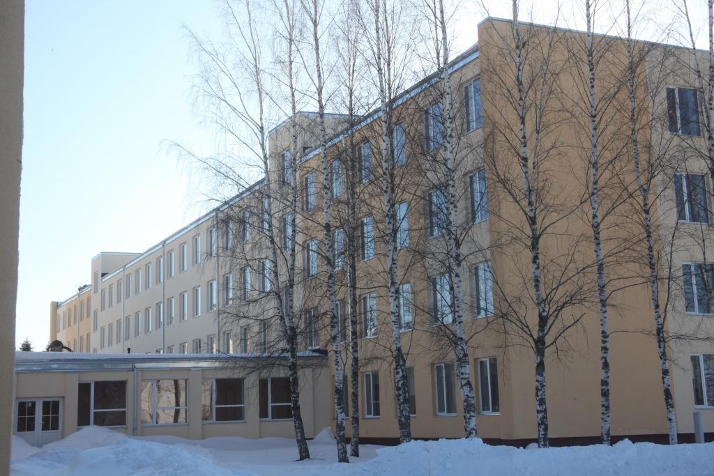 Rankas profesionālās vidusskolas mācību ēka un dienesta viesnīca netiek pilnībā izmantotas, jo ēku platības ir lielas un neatbilst audzēkņu skaitam. 
Autors: Gatis Bogdanovs