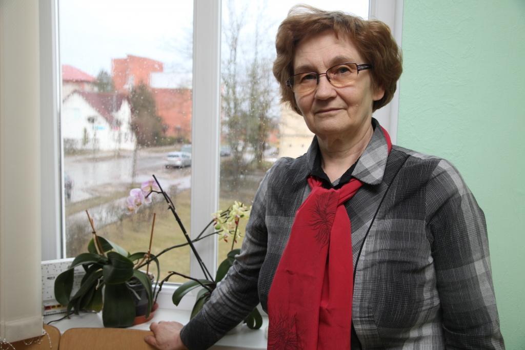 Gulbenes novada domes deputāte, ģimenes ārste Ieva Grīnšteine dzīvē ievēro ne tikai sērkociņu kastītes, bet arī kaleidoskopa teoriju, uzskatot, ka uz katru dzīves problēmu un situāciju vienmēr var paraudzīties no dažādām pusēm. 
Autors: Gatis Bogdanovs