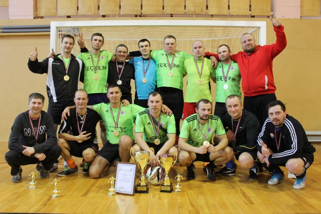 Pirmās līgas čempionu komandā – AFK “Zellis”. 	
Autors: Ziedonis Lazdiņš