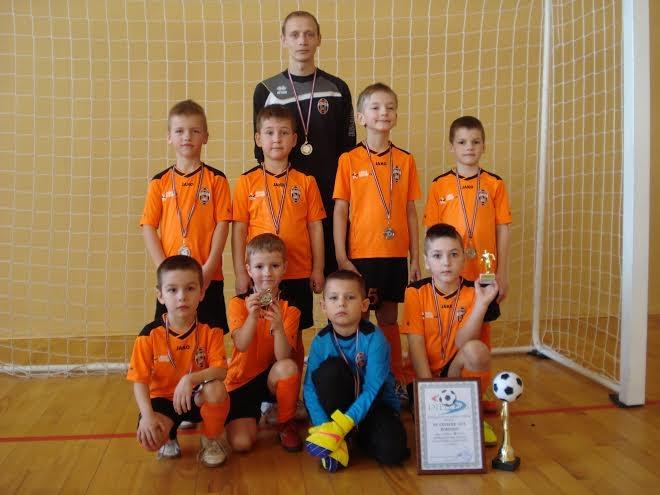 FB Gulbene/GFA komanda - 2.vieta Latvijas ZA reģiona telpu futbolā U-7 grupā. 
Autors: no personiskā arhīva