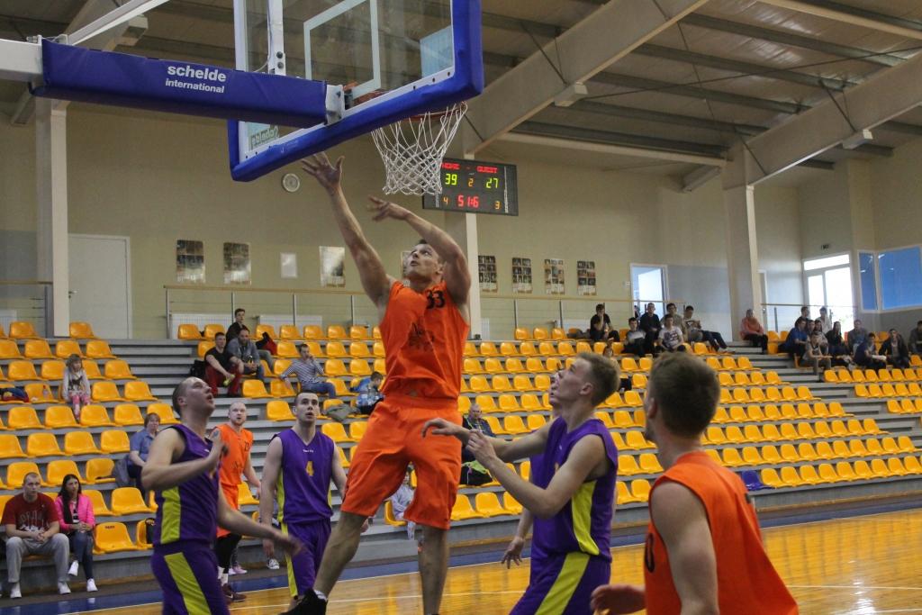 “Narekai” uzvaras palīdzēja kaldināt arī olimpietis Daumants Dreiškens.   
Autors: Ziedonis Lazdiņš