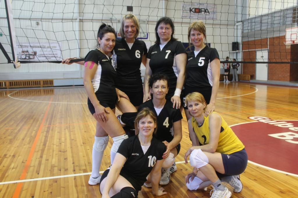 Otro vietu izcīnīja Gulbenes spēlētājas, kuras ir Viļņa Reinsona bijušās audzēknes un joprojām aktīvi piekopj volejbola tradīcijas.	
Autors: Ziedonis Lazdiņš