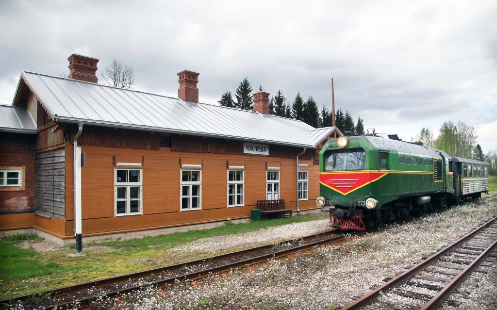 Kalnienas stacijai jākļūst par īpašu rozīnīti Latvijas dzelzceļa industriālajā mantojumā. Tā ir valsts nozīmes kultūras piemineklis. 																	 
Autors: Gatis Bogdanovs
