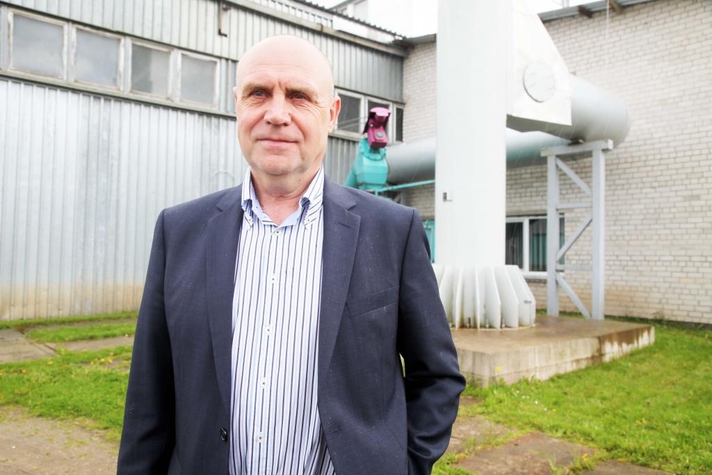 Artūrs Gulbis sola turpmāk gulbeniešus ar “Dzirksteles” palīdzību regulāri informēt par visiem aktuālajiem centralizētās siltumapgādes jautājumiem. 					  
Autors:  Gatis Bogdanovs