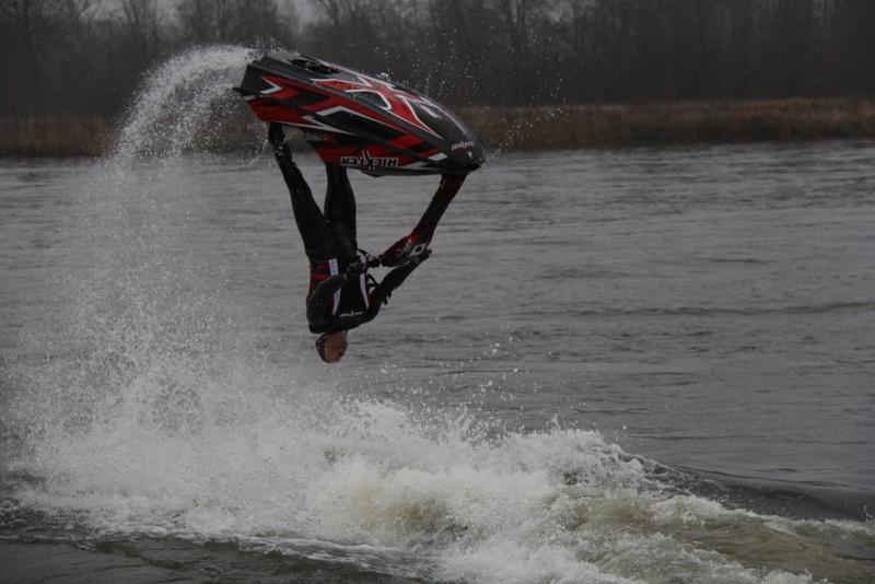 Autors: organizatoru