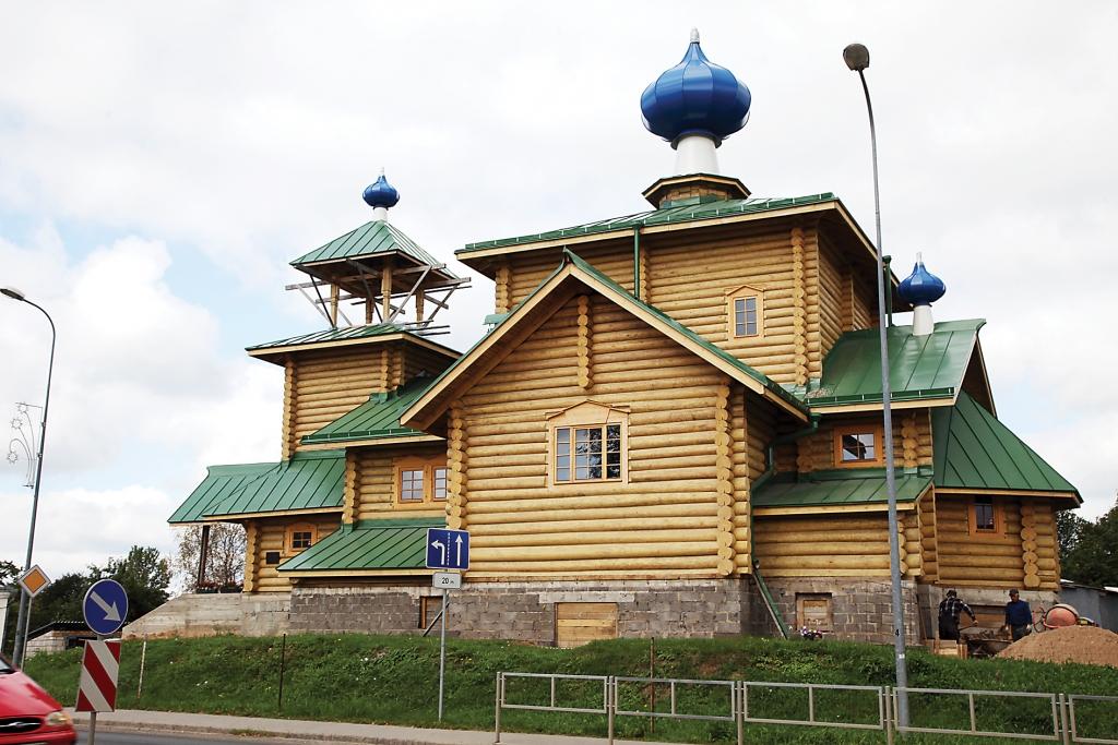 Autors: no “Dzirksteles” arhīva