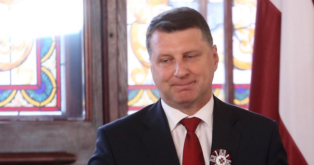 Valsts prezidenta amatā trešdien ievēlēts Raimonds Vējonis.
Autors: www.skaties.lv