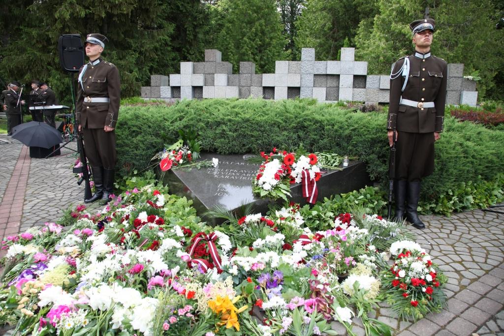 Latvijas armijas karavīru piemiņas vieta. 2014.gads.
Autors: Gatis Bogdanovs (no arhīva)