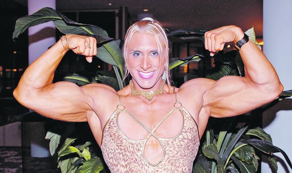 XX gadsimtā priekšstatos par pasaules fizikālo dabu ir notikušas radikālas izmaiņas. Par lielākajām pasaules uzbūves fundamentālajām īpašībām tiek atzītas nestabilitāte un nepastāvība.
Autors: FOTO no female-transvestite-bodybuilder