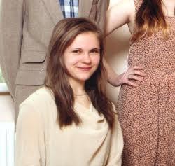 13 gadus vecā Karīna Sedleniece atgriezusies savā dzīvesvietā sveika un vesela. Iedzīvotāji palīdzēja policijai noskaidrot iespējamo meitenes atrašanās vietu – Gulbenes pusē.
Autors: no policijas arhīva