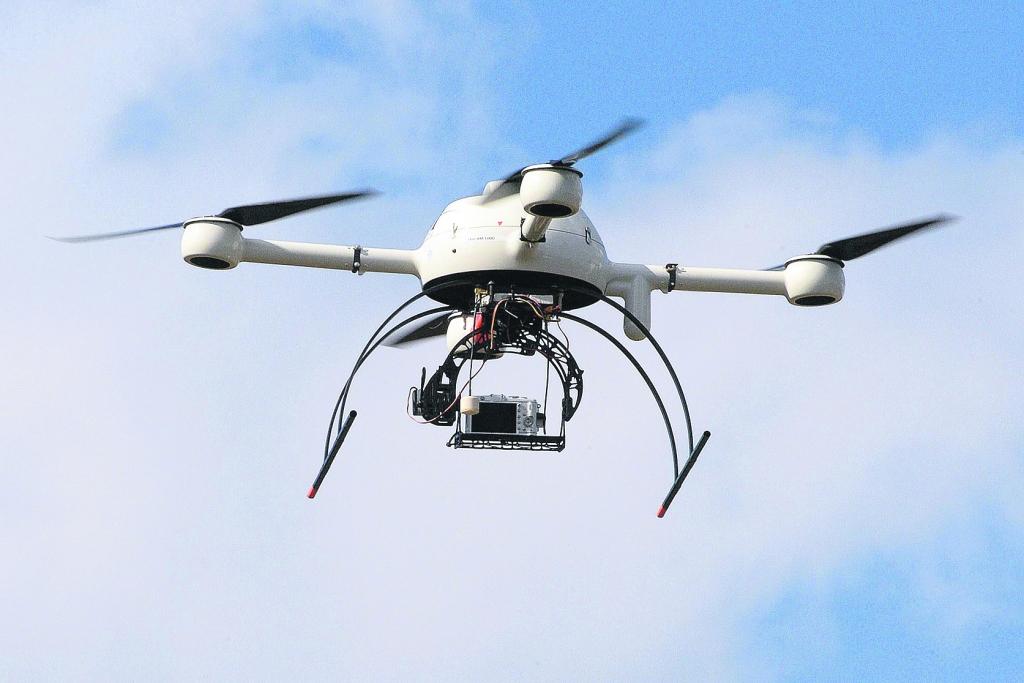 Tālvadības lidaparāti pašlaik lielā mērā darbojas pēc principa «kas nav aizliegts, tas ir atļauts». Tajā pašā laikā nozarē parādās arvien jaunas inovācijas, un starp veiksmīgākajiem ir Latvijas uzņēmumi 