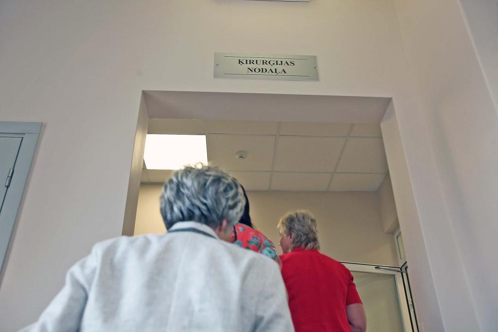 Pacientiem slimnīcā par savām sadzīves problēmām ir jāinformē medicīniskais personāls un jālūdz padoms.                      
                                                                                                                                                
Autors:  no “Dzirksteles” arhīva