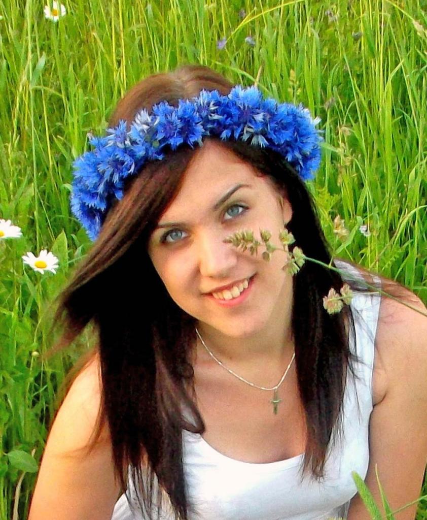 “Ja dzīve piespēlē kaut ko, to cenšos izmantot. Nemēģinu saplānot visu uz priekšu, vairāk esmu mirkļa cilvēks,” saka jaunā dejotāja un skolotāja Sindija Kļaviņa. 			          
Autors: no personiskā arhīva