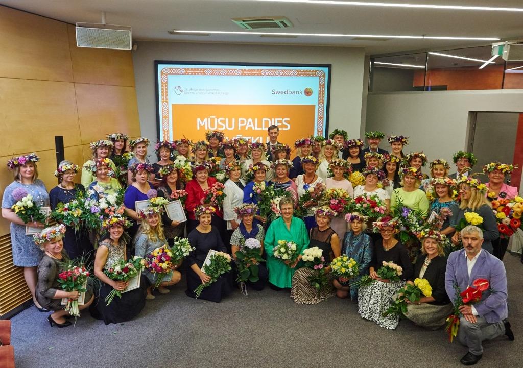 Autors: www.dziedundejo.lv