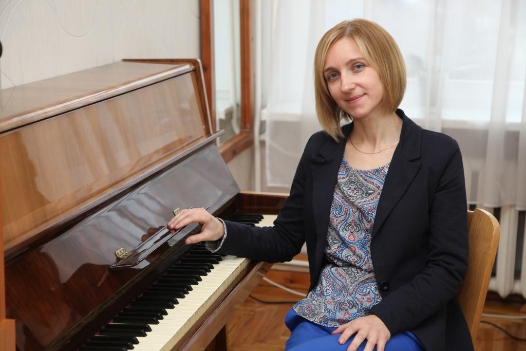 Ilonai Matīsai pašai patīk arī dziedāt un muzicēt, un viņa priecājas, ka ikdienas darbā viņai izdodas arī radoši izpausties.		
Autors: Gatis Bogdanovs