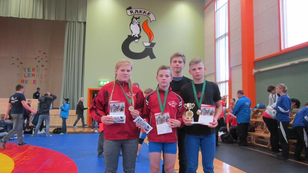 Sacensībās Igaunijā startēja Alīna Antipova, Alans Karuzins, Miks Jencītis un Mareks Jaņuns. 
Autors: no personiskā arhīva