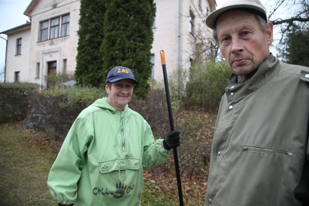 Zelta rudens Šļaukās un Jurciņu dzīvē! Ņina un Valdis dzīvo namā, kurā joprojām pulsē 77 gadus ilga vēsture – gabaliņš no vietējās sabiedrības dzīves. 	
Autors: Gatis Bogdanovs