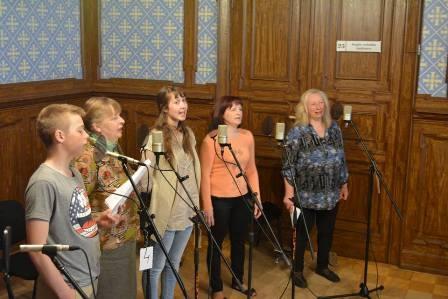 Lizumieši prot godāt savas pagasta kultūras vērtības. Par to liecina arī Lizuma folkloras kopas “Ūdenszāles” jaunizdotais kompaktdisks “Lizumniešu Jāņu dziesmas”.
Autors: www.lizumavidusskola.lv