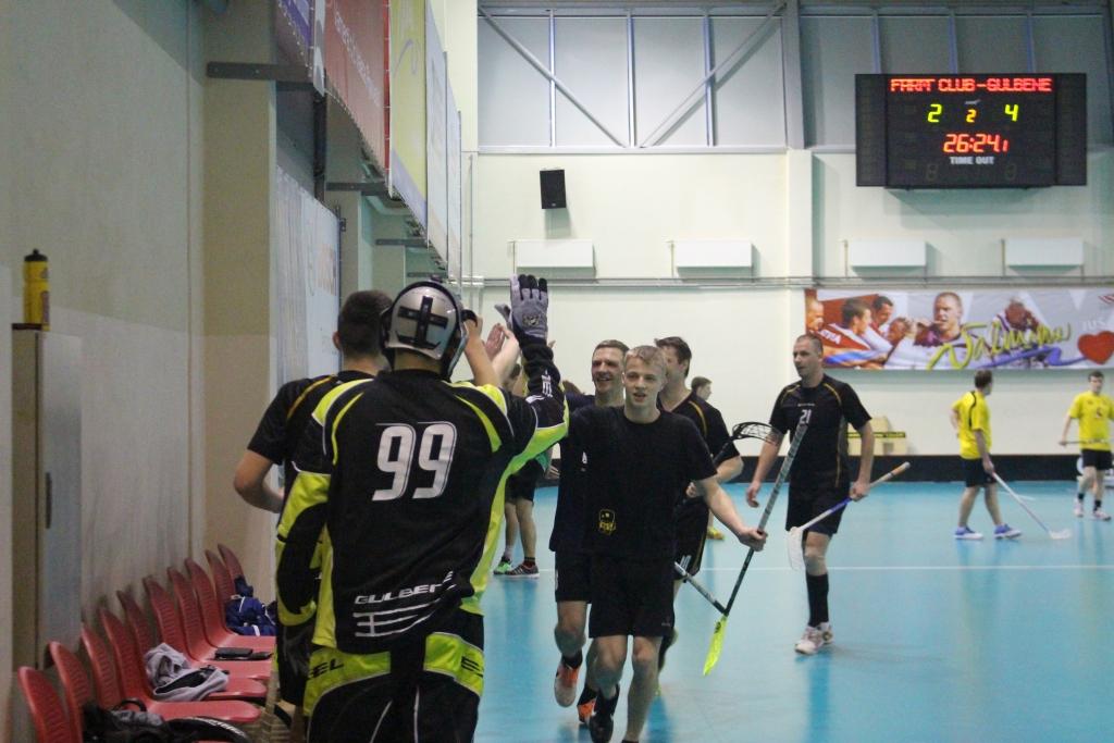 Pagājušajā gadā Gulbenes florbolisti ieguva 4.vietu Vidzemes čempionātā, šogad viņi ir gatavi cīnīties par vietu labāko trijniekā. 	
Autors:  no personiskā arhīva