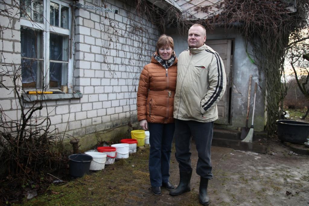 Dzīvesbiedri Andris un Svetlana Silamiķeļi uzskata, ka dzīve laukos nekad nav garlaicīga, jo mājās visu laiku ir, ko darīt. 
Autors: Gatis Bogdanovs