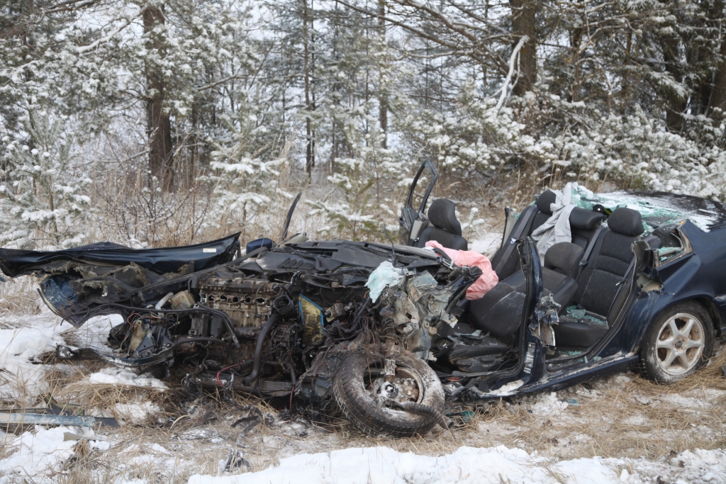 Glābēji atbrīvoja vieglajā automašīnā iespiesto cilvēku, kuram Neatliekamās medicīniskās palīdzības dienesta darbinieki konstatēja nāvi. 		
Autors: Gatis Bogdanovs