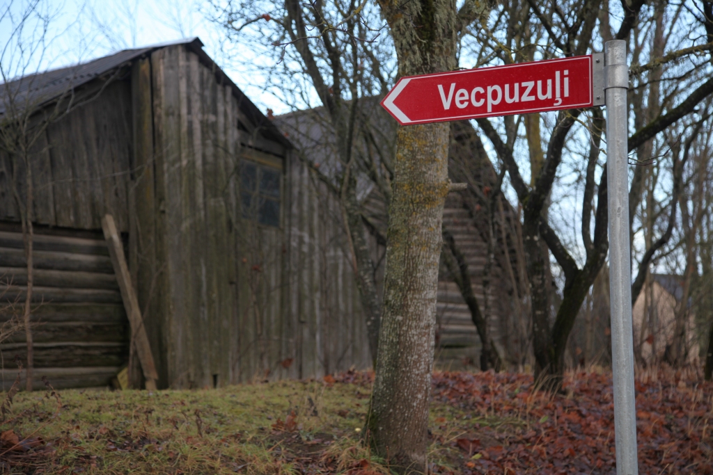 Autors: no “Dzirksteles” arhīva