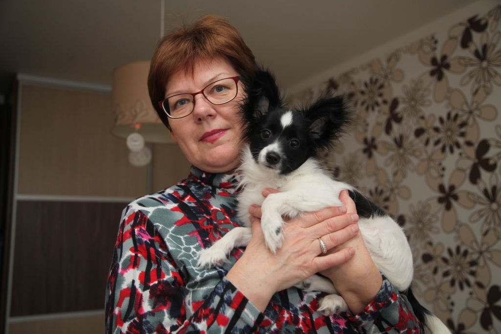 “Mana izvēle ir bijusi pareiza, jo Leo, kuram ir arī ciltsraksti, visu izsaka ar skatienu, ar izturēšanos. Viņš neskopojas ar mīlestību un uzticību. Ir gudrinieks, jo katru dienu pārbauda to, ko viņam atļaušu, kad mazliet pabāršos,” saka Skaidrīte Bukše. 	
Autors: Gatis Bogdanovs