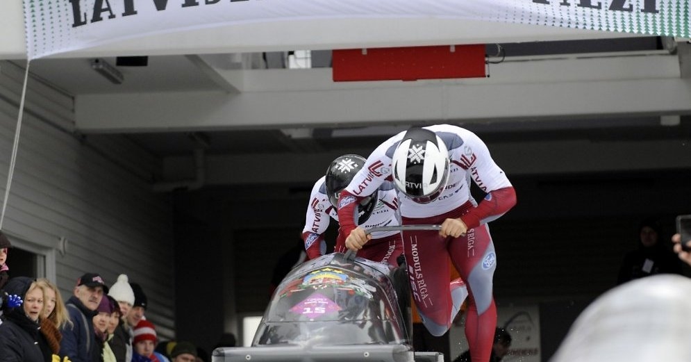 Autors: publicitātes