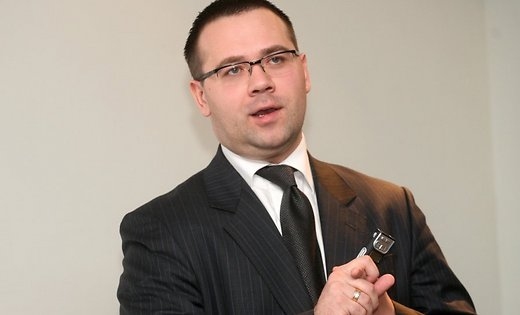 Turpmāk Satiksmes ministrijas pārstāvis Rīgas brīvostā būs novadnieks satiksmes ministra padomnieks Artis Stucka. 
Autors: www.delfi.lv