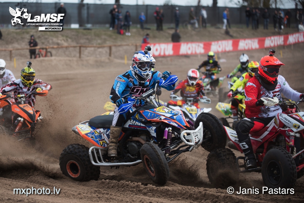 Aleksejs Kuzmins kvadriciklu veterānu klasē izcīnīja 2.vietu. 
Autors: Jānis Pastars