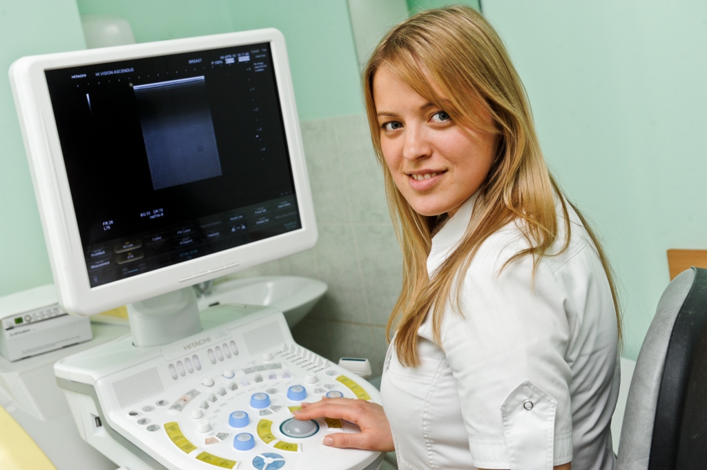 Ultrasonogrāfija tiek ieteikta jaunākām sievietēm vecumā no 20 līdz 40 gadiem un profilaktiski būtu jāveic katru gadu.
Autors: Raitis Puriņš