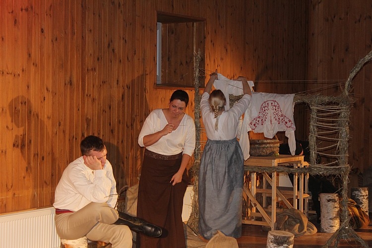 Beļavas pagasta Ozolkalna amatierteātris izrādīs Rūdolfa Blaumaņa lugu “Zagļi” (režisors Jānis Skopans).
Autors: no personiskā arhīva