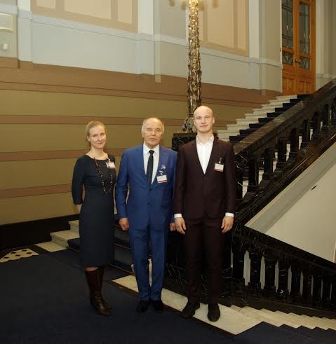 No kreisās: Ina Skulte, ziedotājs Edvīns Samulis un Andris Locāns.
Autors: no personiskā arhīva