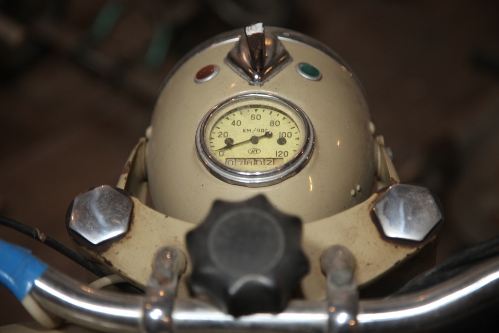 Autors: no “Dzirksteles” arhīva