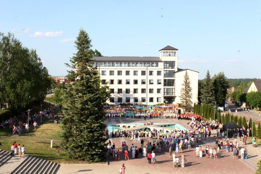 Autors: Madonas novada dome