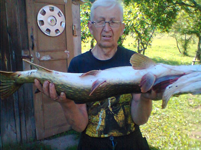 Beļavas pagasta Pinteļa ezerā Jānis Kappa izvilka lielāko līdaku, kopš makšķerēšana ir viņa vaļasprieks.   
Autors: no personiskā arhīva