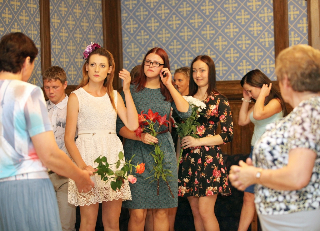 Šāgada lizumniešu vidusskolas beidzējus novadā atcerēsies, jo viņi pēc dalības matemātikas eksāmenā Gulbenē pauda aizdomas, ka vairāki eksāmena dalībnieki, iespējams, ir špikojuši. Tāpēc tapa vēstule Valsts izglītības satura centram. Sliktākajā gadījumā jauniešiem draudēja eksāmena pārlikšana. Tomēr tas nenotika. 											  
Autors: Gatis Bogdanovs