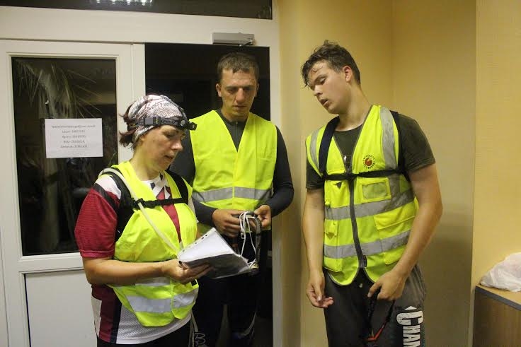 Sacensībās uzvarēja komanda “Šogad būs 100” no Gulbenes novada (Daiga Krēsliņa, Bruno Eduards Krēsliņš un Jānis Švika).
Autors: no Jaunannas jauniešu kluba “Tikšķis” arhīva